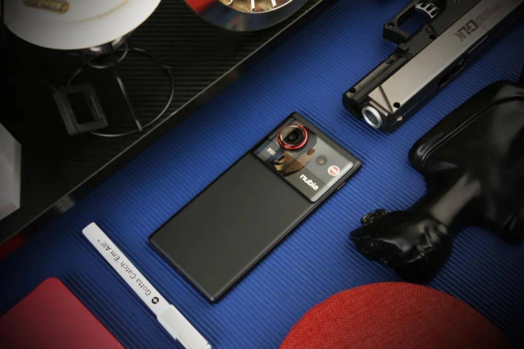 机”!努比亚 Z80 Ultra深度体验不朽情缘游戏手机版一台不妥协的“街拍游戏(图4) 机”!努比亚 Z80 Ultra深度体验不朽情缘游戏手机版一台不妥协的“街拍游戏(图4)